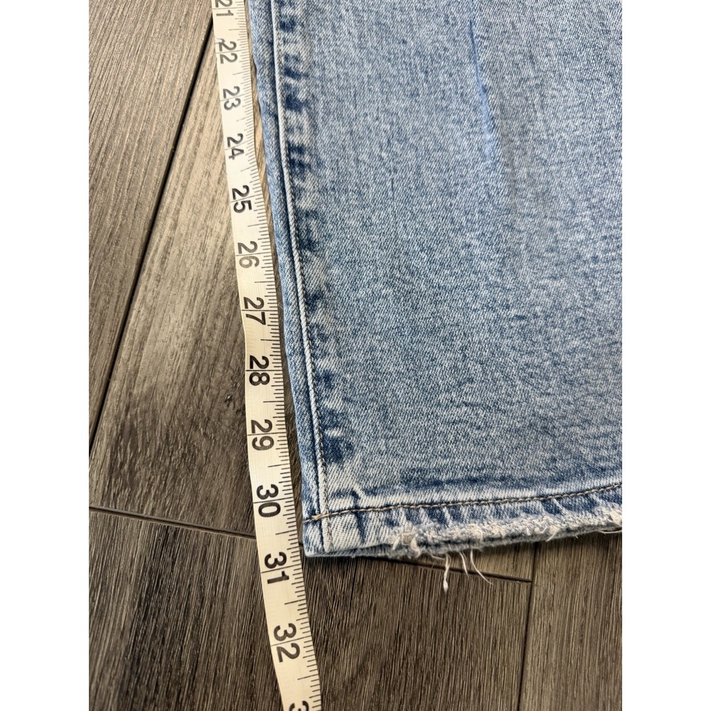 Vervet Lovervet Women's Mid-Rise Straight Jeans Size 29/9Light Wash - Picture 3 of 6